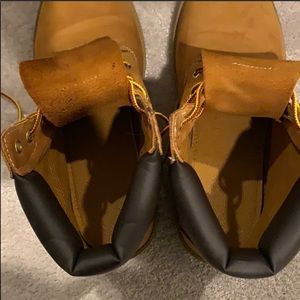 UNISEX TAN TIMBERLANDS